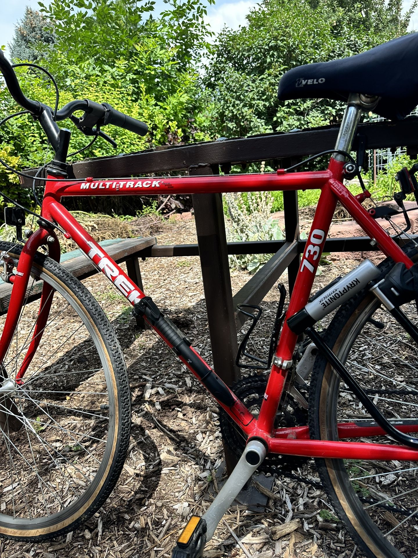 TREK 1997年製 730 マルチトラック ハイブリッド自転車 美品 大阪 1997 Trek Multitrack 730 21-speed Bicycle for Sale in
