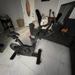 Echelon Smart Exercise Bike