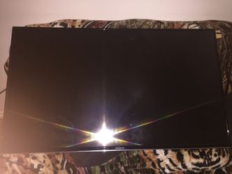 46’ Hitachi Plasma. Works good.