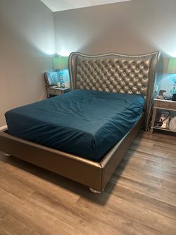 AICO Michael Amini Hollywood Swank Queen Bed – Pewter Tufted Glam