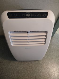 Portable AC  8000 BTU....Like new!