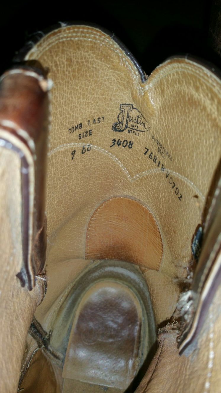 Justin cowboy boots size 9