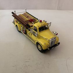 Die Cast 1st Gear Rare Police Fire Truck It Port Authority Of Ny + Nj Sold Under License Of Mack Truck