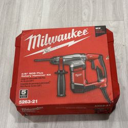New Milwaukee 5/8" SDS Plus Rotary Hammer Kit 5263-21