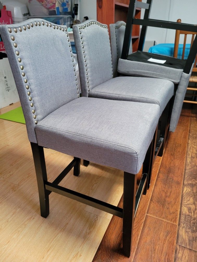 4 Dining Chairs Gray 24 inch Counter Height Bar Stool