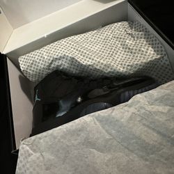 Jordan 11 Retro Gamma - Size 10 mens