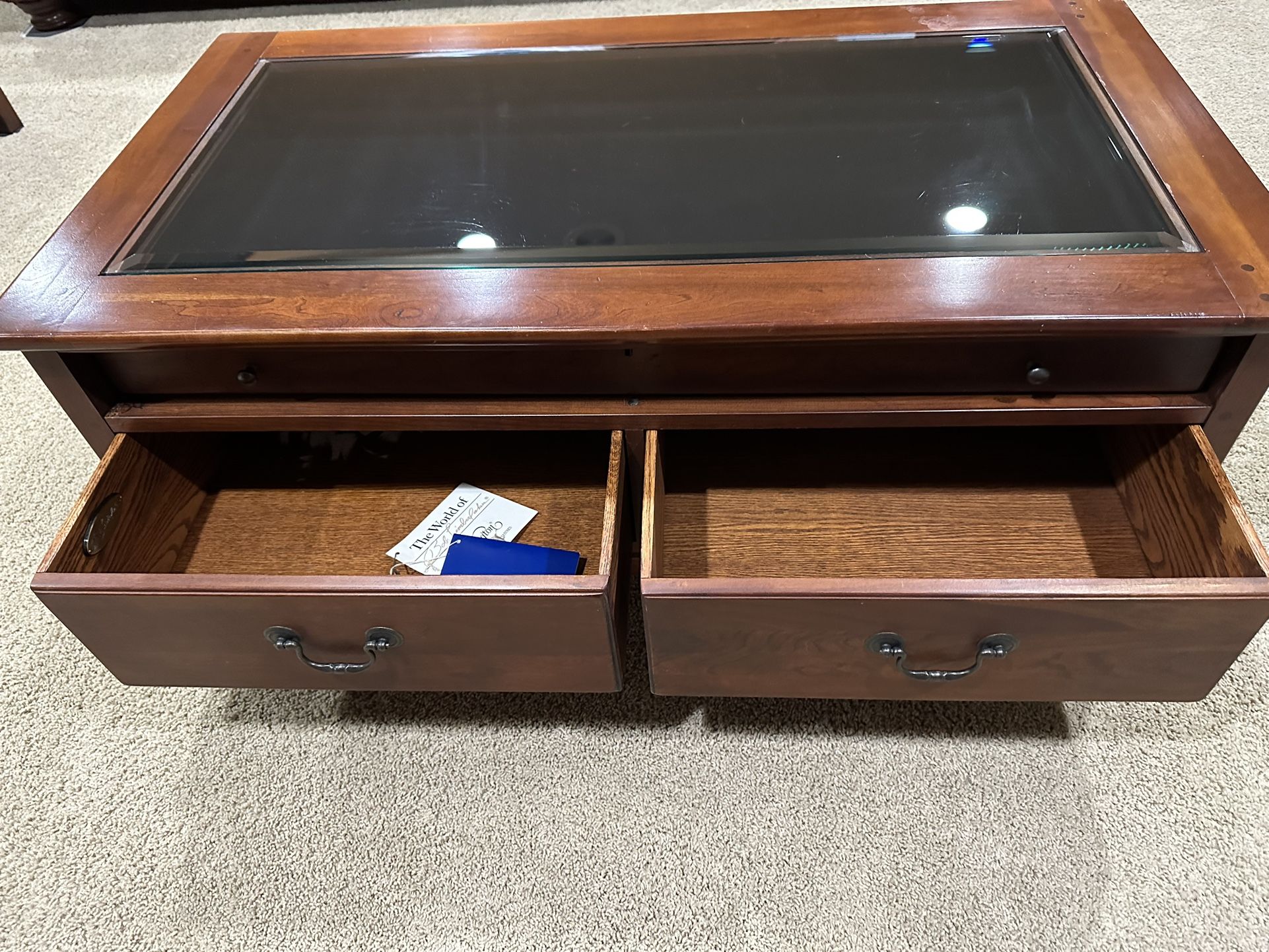 Bob Timberlake Display/Coffee Table by Lexington