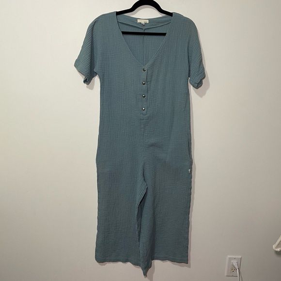 Greige Women's steel blue casual gauzy short sleeve flare leg jumpsuit in M
