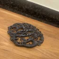 Colonial Williamsburg Cast Iron Trivet