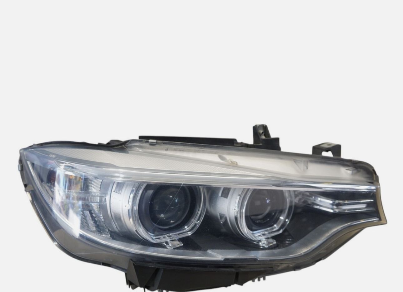 2015 - 2017 BMW F80 F82 F83 M3 M4 FRONT LH & RH XENON HEADLIGHT ASSEMBLY OEM