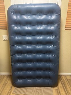 Twin size air mattress