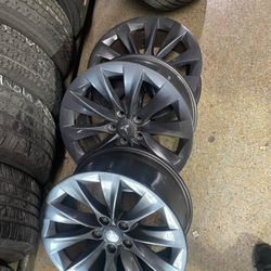 19 Inch Tesla Rims Just 3