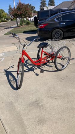 Tricycle Red