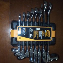 Ratcheting Wrench Set 8 Pieces 