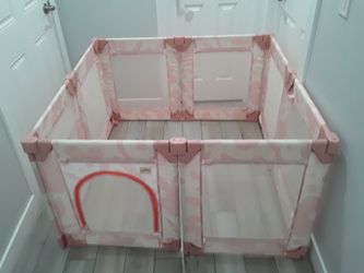 Baby Gate enclosure 8 Panels