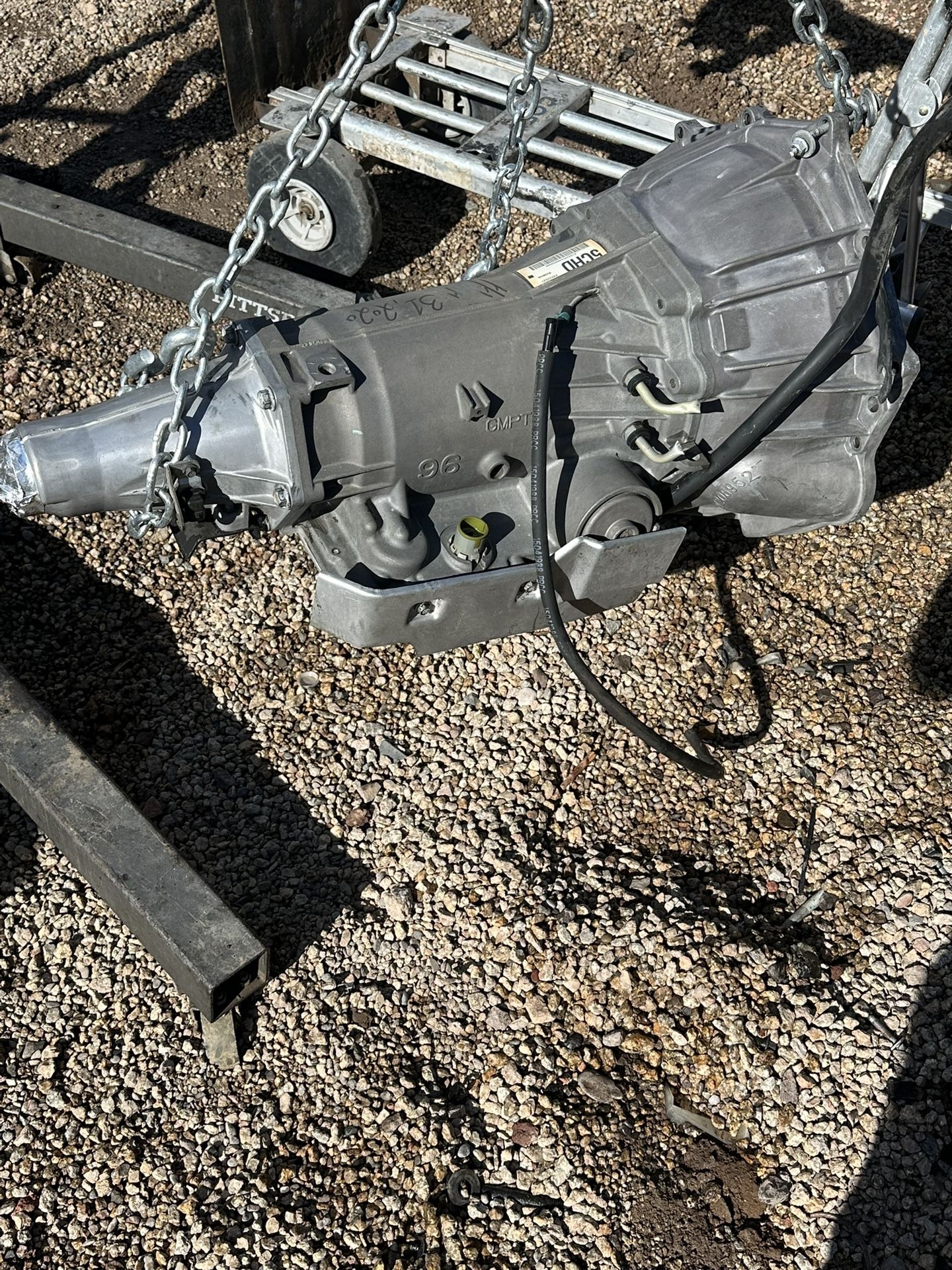 04 suburban 4l60e 2wd Silverado  sierra Tahoe Yukon transmission