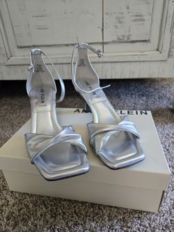 Anne Klein Jayna Pump Sandal