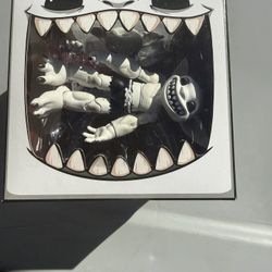 🩶 Plunderlings – Feral Zombone – $15