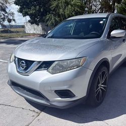 2016 Nissan rogue sv