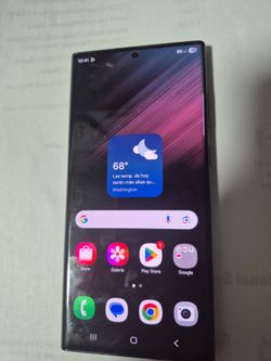 Samsung galaxy S22 ultra  de 512 gigas, liberado para cualquier compañía,  pequeño golpesito en una esquina  no afecta en nada, muy buena condición.