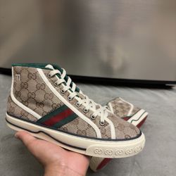 Gucci Sneakers