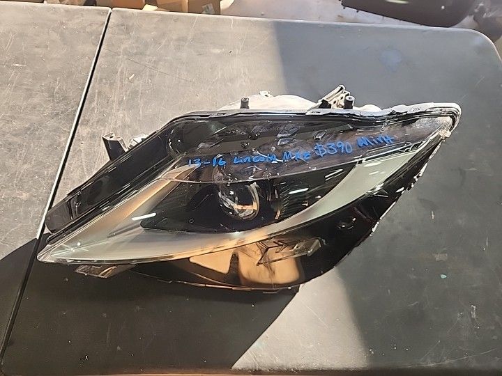 Lincoln MKZ Driver Left Side Mint Headlight 2013 2014 2015 2016 Part $390