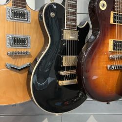 Michael Kelly guitar patriot vintage no case