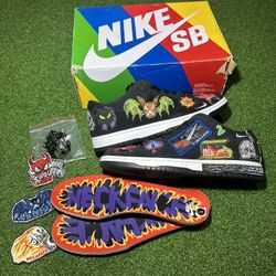 SB Dunk Low “NeckFace”