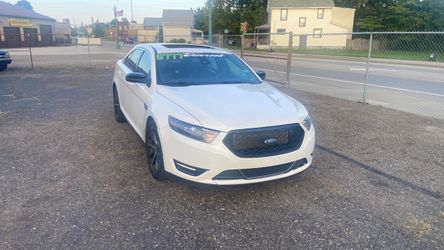 2015 Ford Taurus