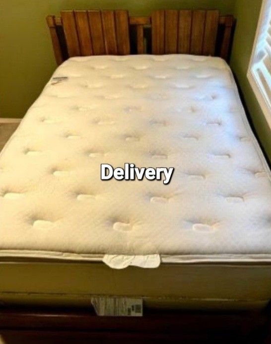 Full Size Mattress And Box Springs With Wood Frame 