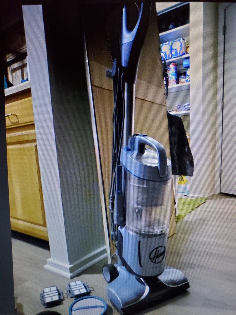 HOOVER LIFT AWAY UPRIGHT VACUUM CLEANER SALES Hoover React Wind Tunnel Surge & Extras Berks County