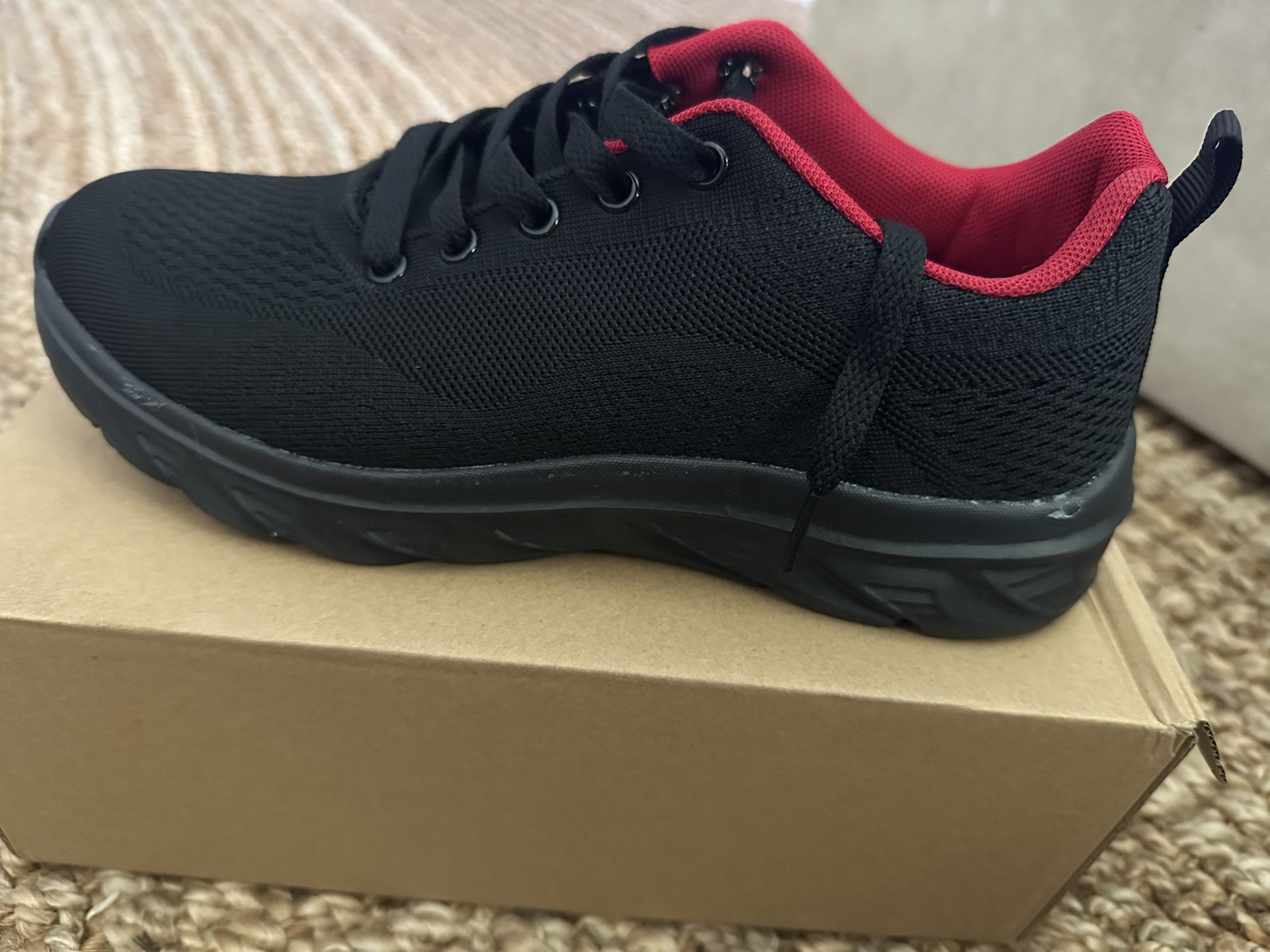 Tenis nuevos para mujer size: 9