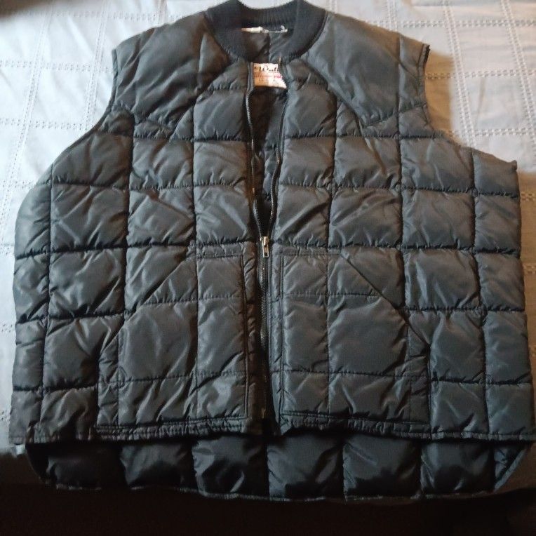 Vintage Puffy Vest (L)