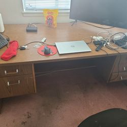 Free Desk