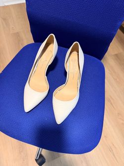 Jessica Simpson White Heels – Size 8.5