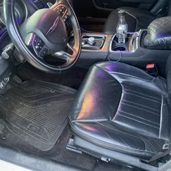 2016 Chrysler 300c Platinum 