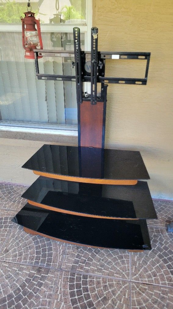Tv Stand For Up Tu 65 Inches Tv.