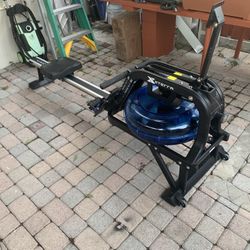 Máquina De Remar, (rowing machine) Y Bicicletas Estática