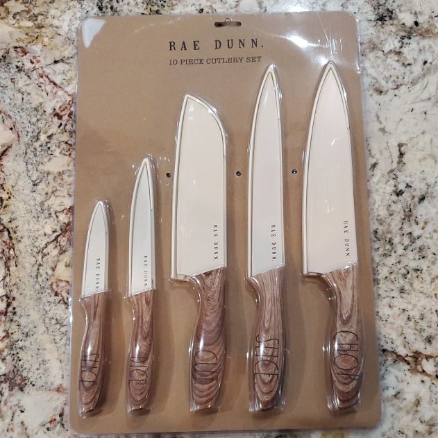 Rae Dunn 10 Piece Cutlery set for Sale in Paramount, CA - OfferUp