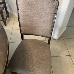 Kitchen Table 4 Chairs 