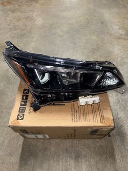2021-24 Nissan Leaf Right Headlight Assy