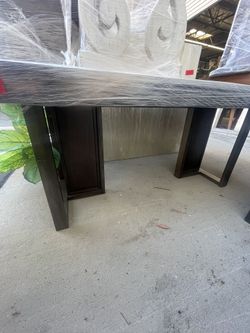 Coaster Dining Table #107961