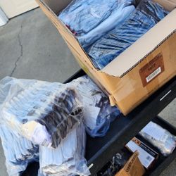 Lot Of Safty Gloves Uline/MCR SAFTY GLOVES.