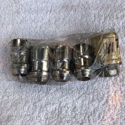 Jeep wheel locking nuts With the key
