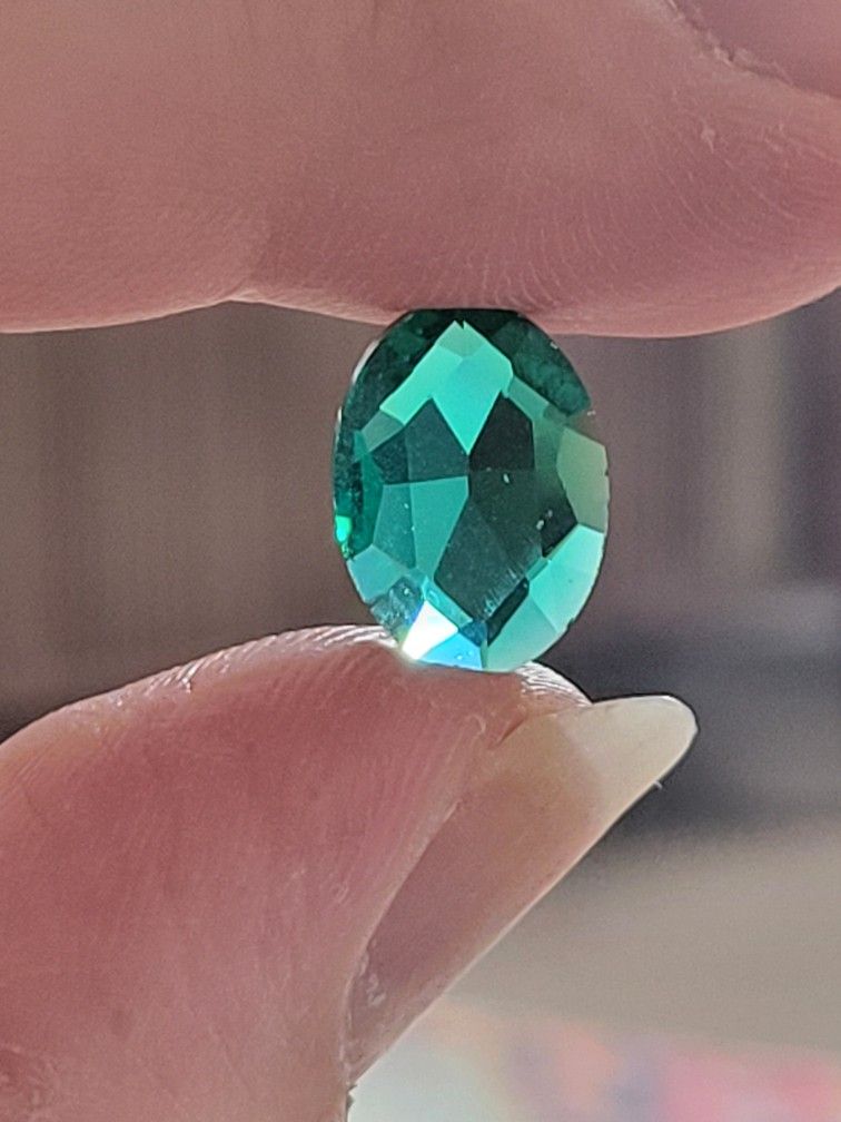 Rare Natural PARIBIA TOURMALINE Crystal 4.50ctw Oval