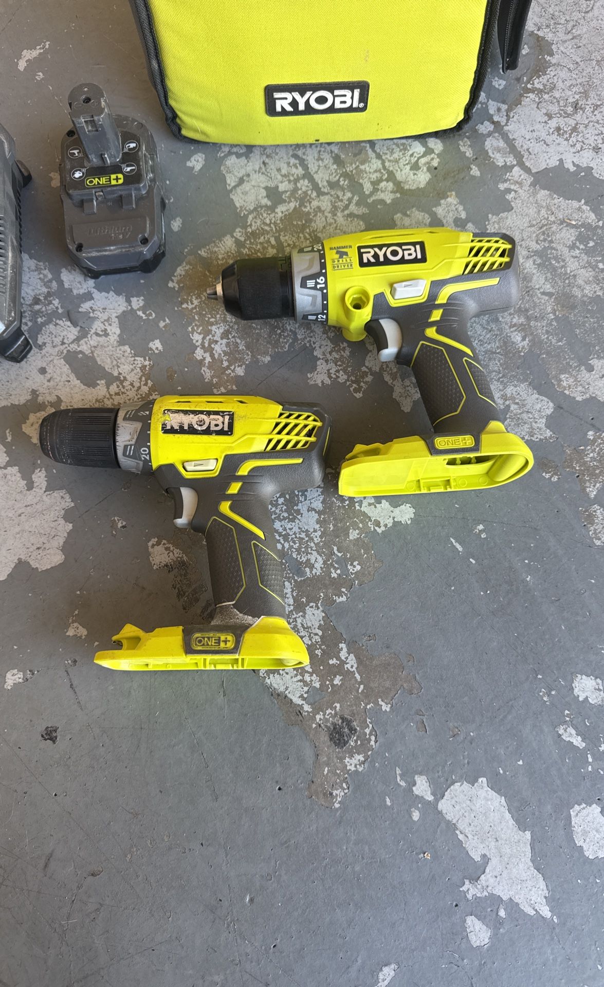 Ryobi Hammer Drill / Regular Drill