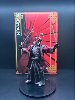 Mezco The Lone Roach