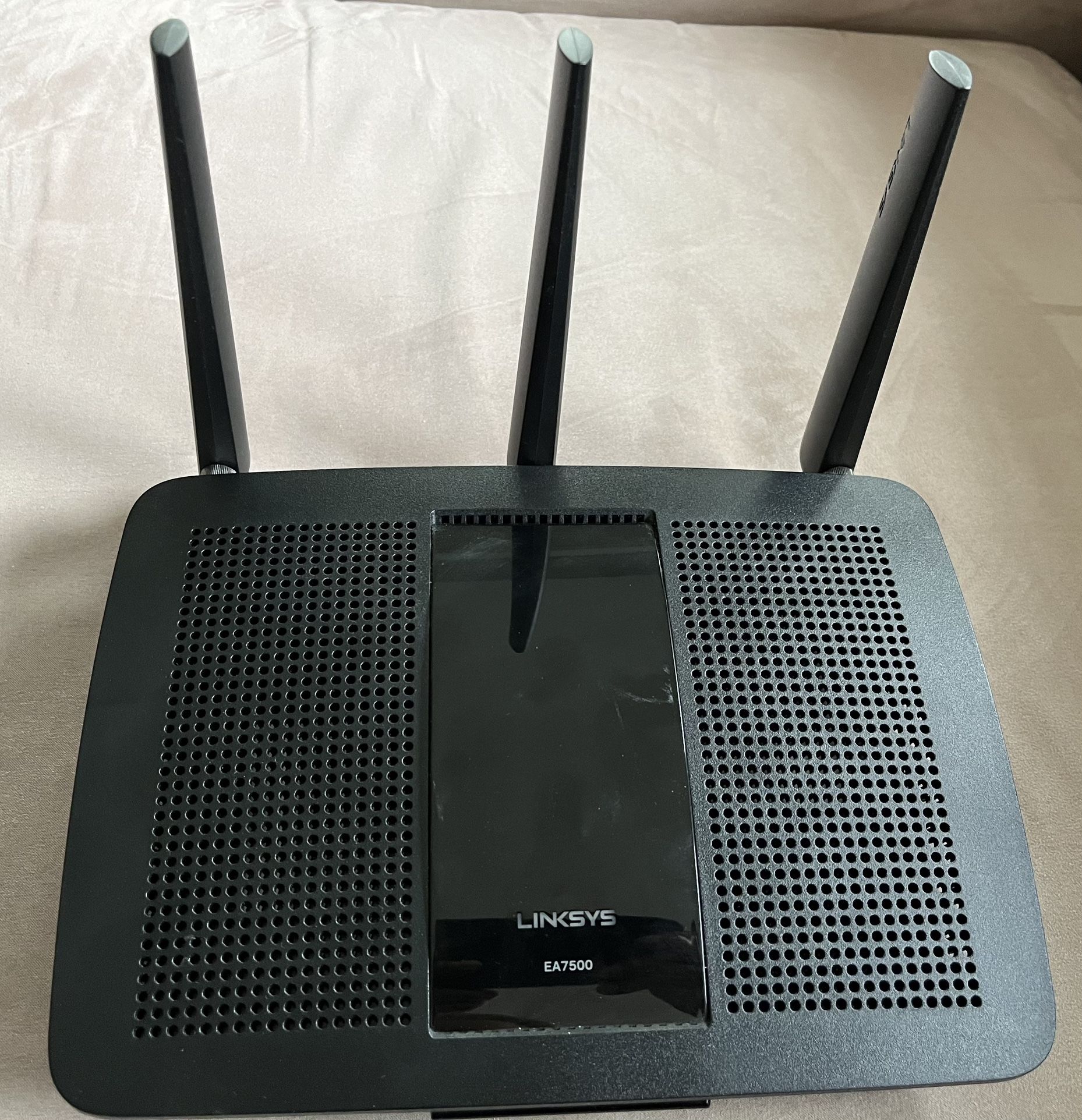 Linksys EA7500 Router