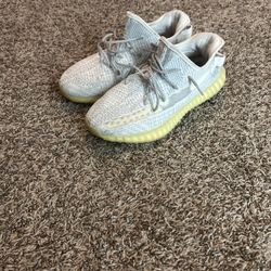 Yeezy Boost 350 Static V2