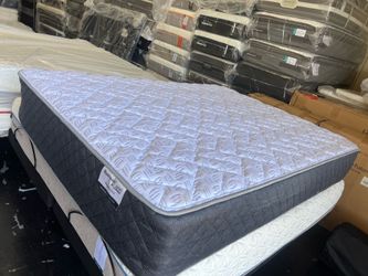 Queen mattress extra firm
